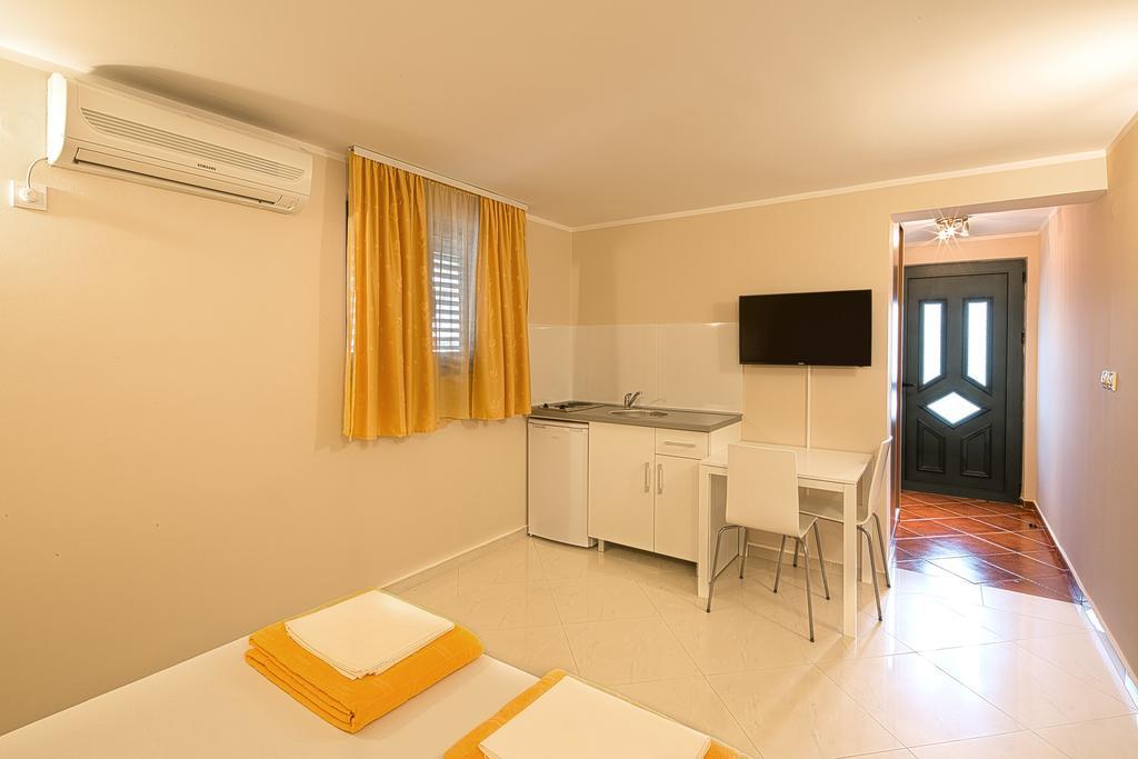 Apartments Mika Budva Exterior foto