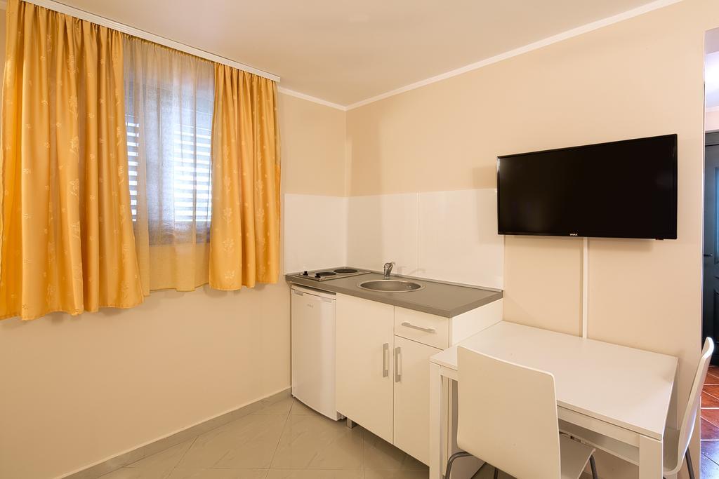 Apartments Mika Budva Exterior foto